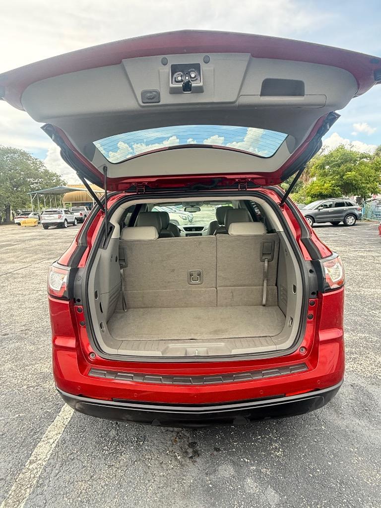 2014 Chevrolet Traverse - $9,990