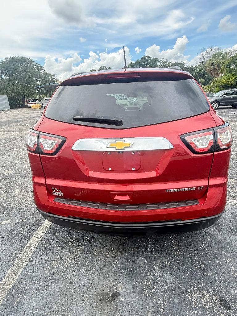 2014 Chevrolet Traverse - $9,990