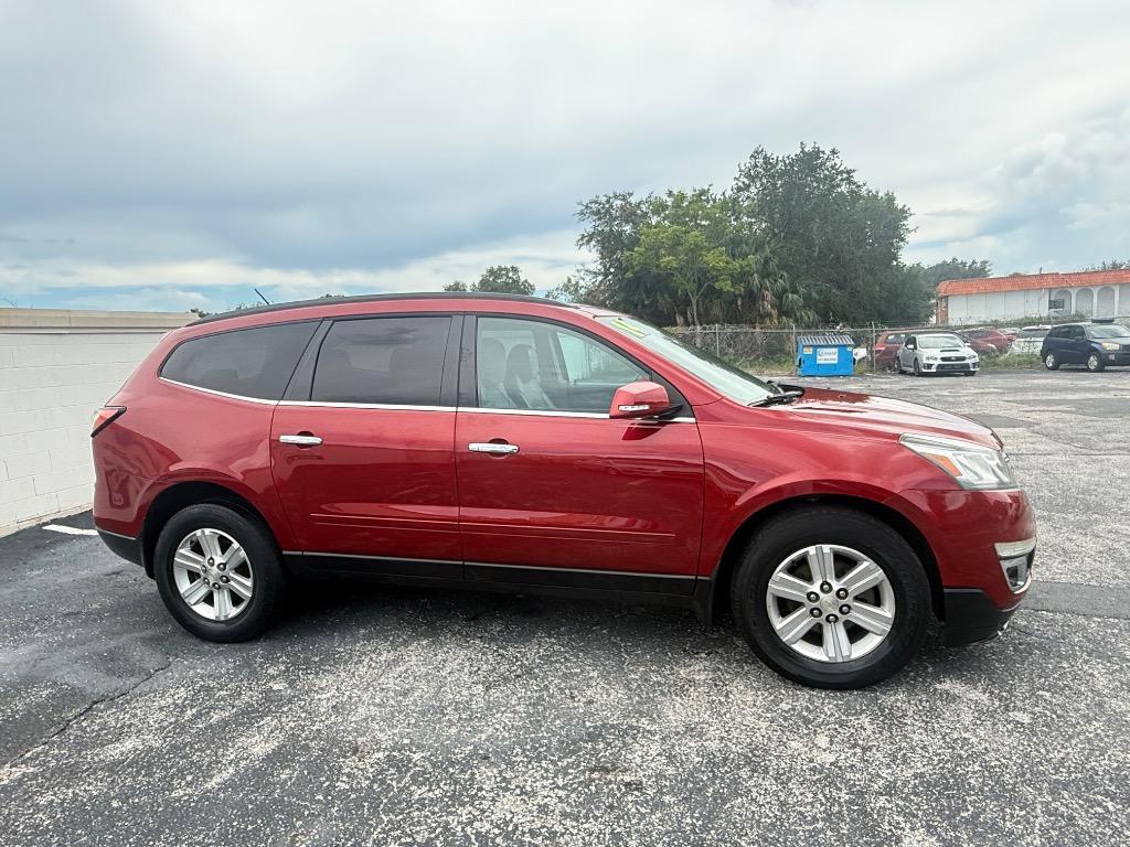 2014 Chevrolet Traverse - $9,990