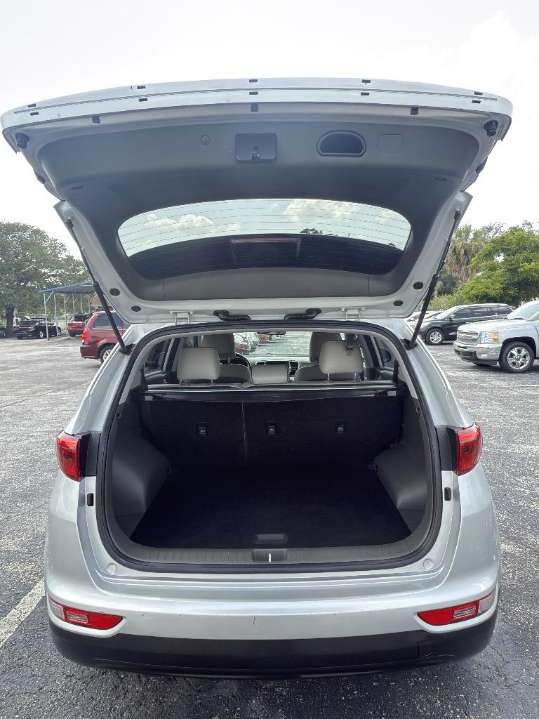 2017 Kia Sportage - $11,990