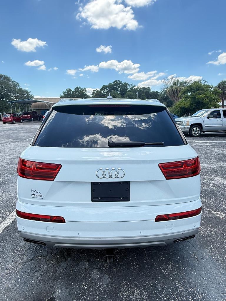 2017 Audi Q7 - $16,990