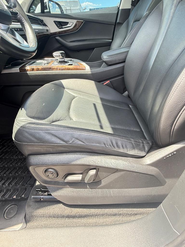 2017 Audi Q7 - $16,990