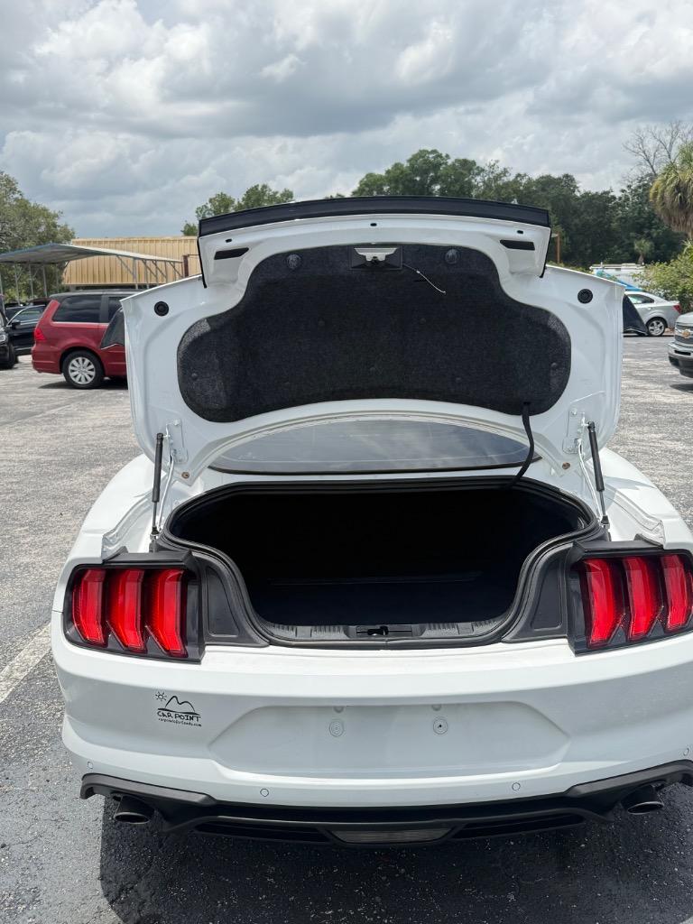2018 Ford Mustang - $19,990