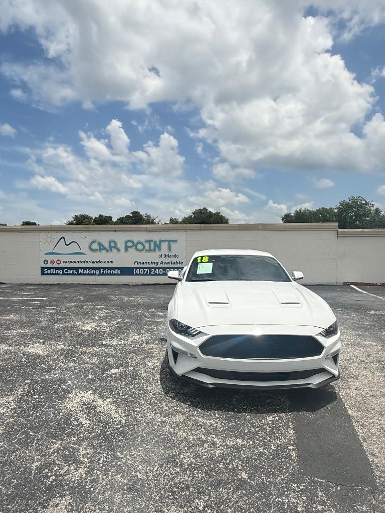 2018 Ford Mustang - $19,990