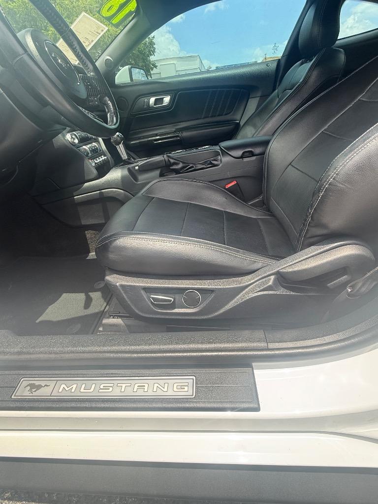 2018 Ford Mustang - $19,990