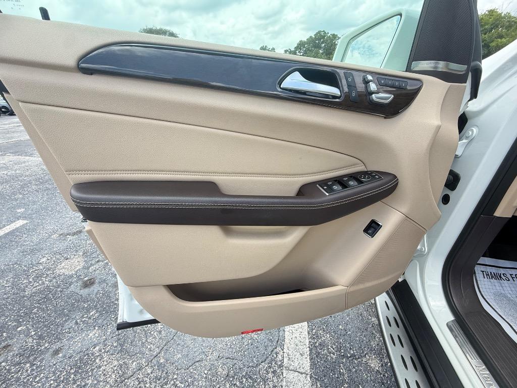2017 Mercedes-Benz E-Class - $20,990