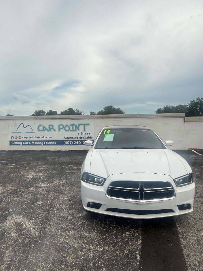 2014 Dodge Charger - $8,990
