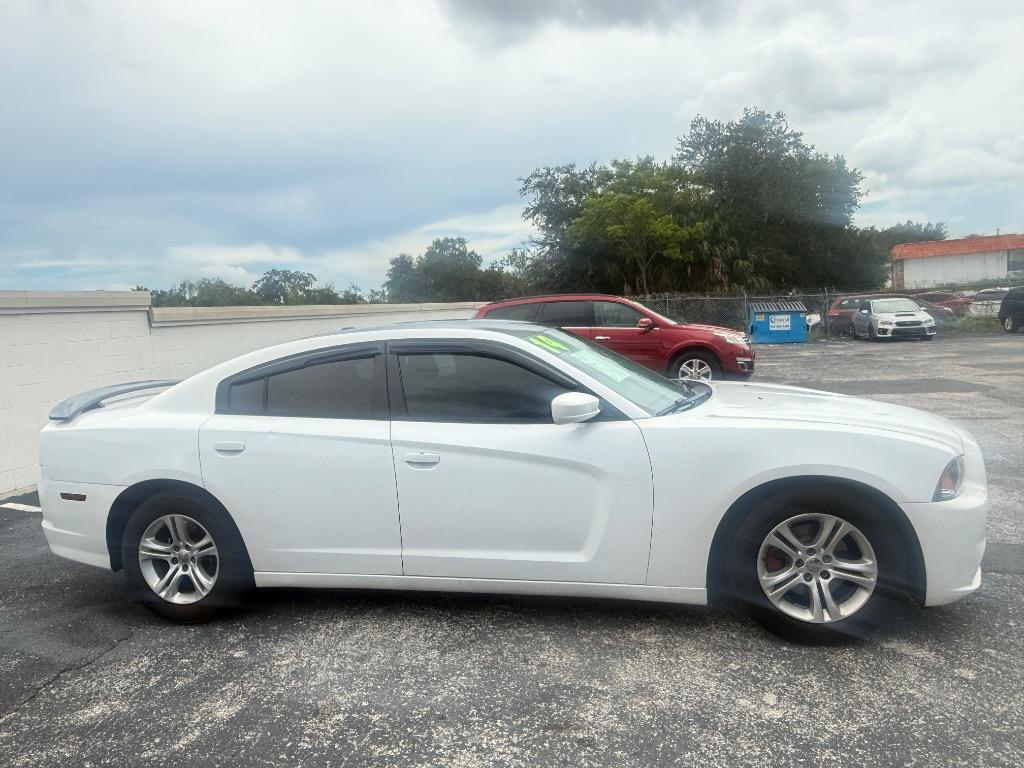 2014 Dodge Charger - $8,990