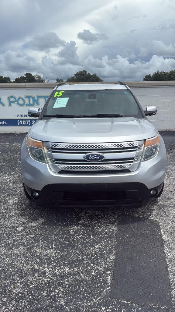 2015 Ford Explorer - $11,990