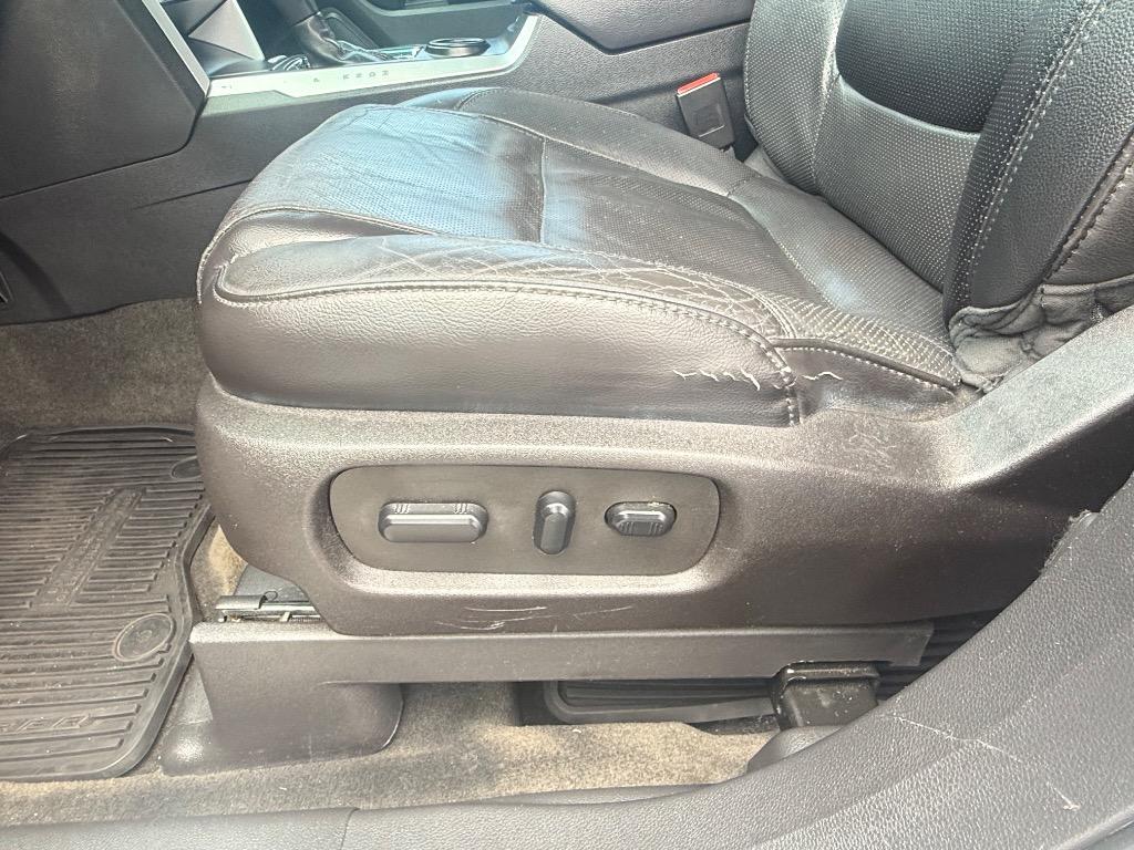 2015 Ford Explorer - $11,990