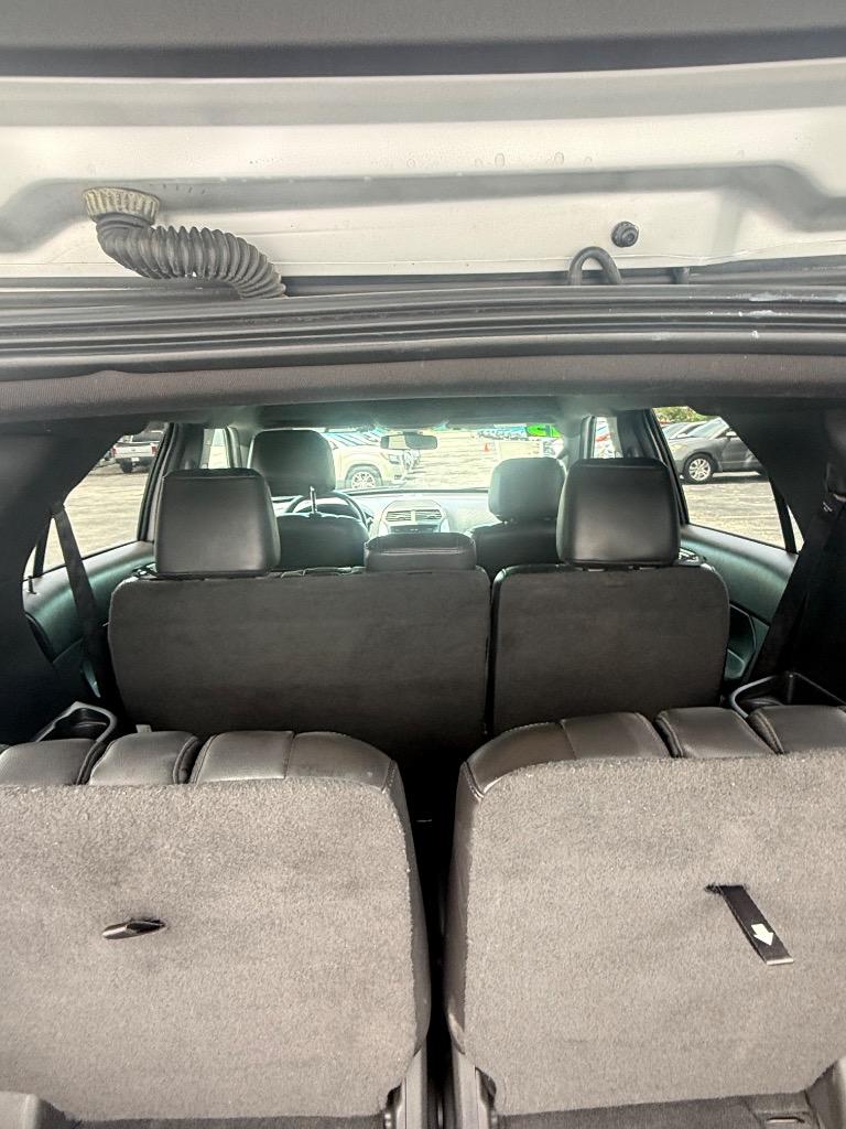 2015 Ford Explorer - $11,990