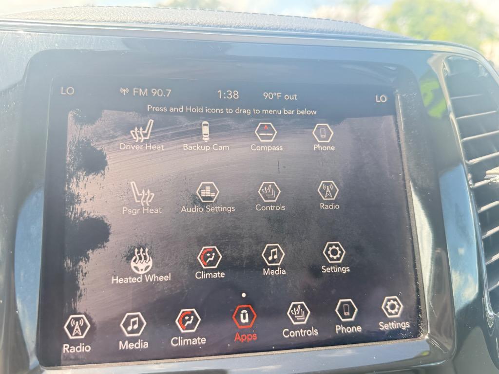 2019 Jeep Cherokee - $15,990
