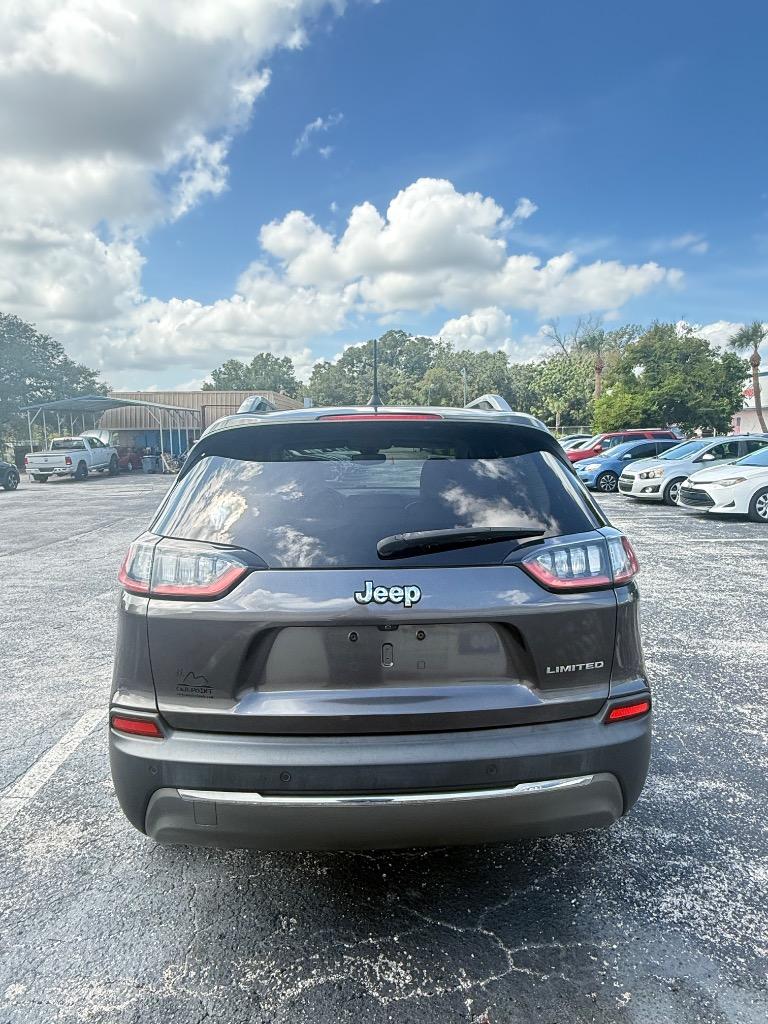 2019 Jeep Cherokee - $15,990