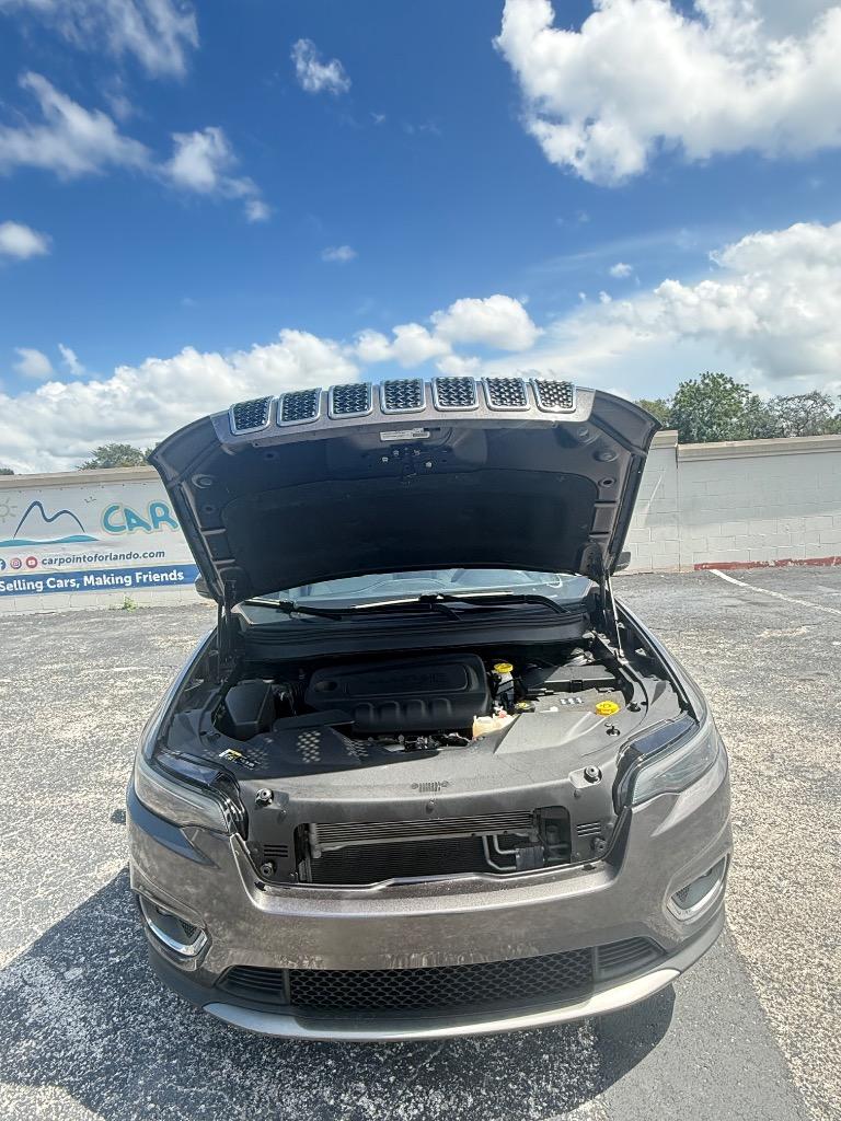 2019 Jeep Cherokee - $15,990