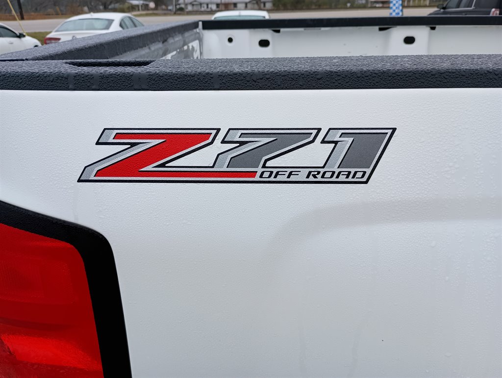 2015 Chevrolet Silverado 1500 LTZ Z71 photo