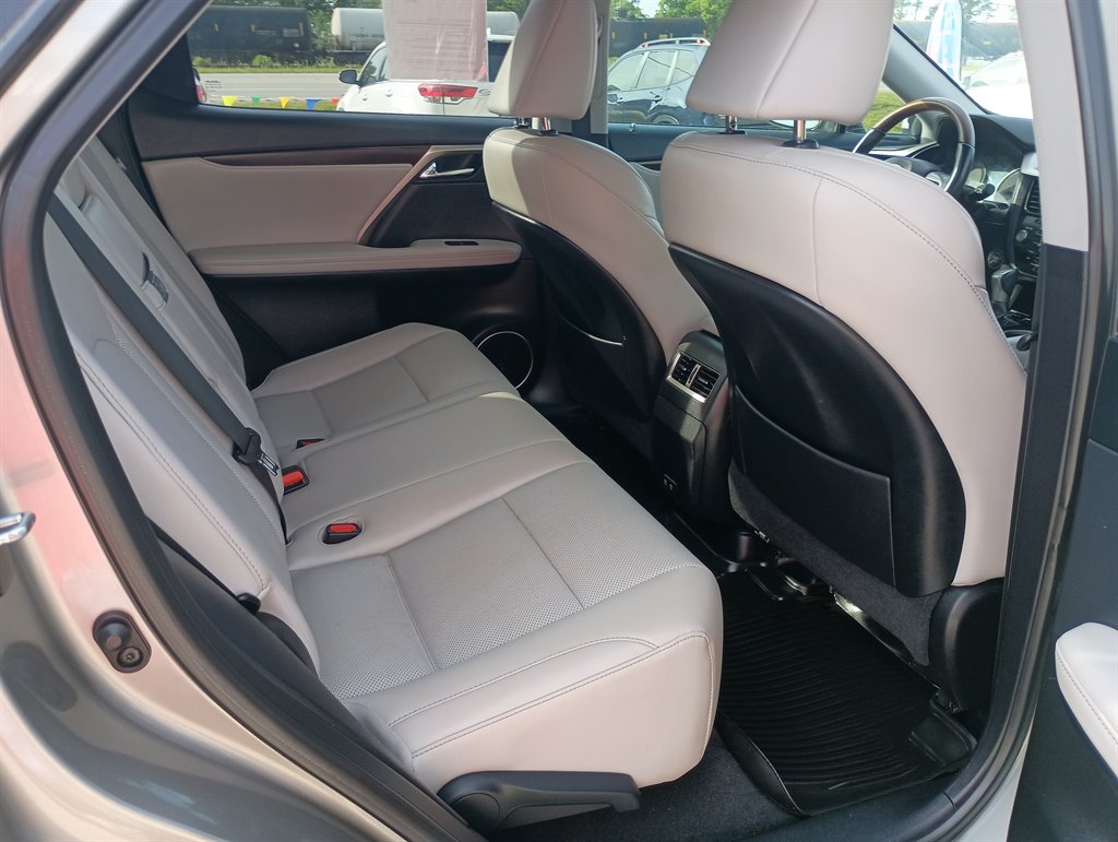 2022 Lexus RX Premium photo 32