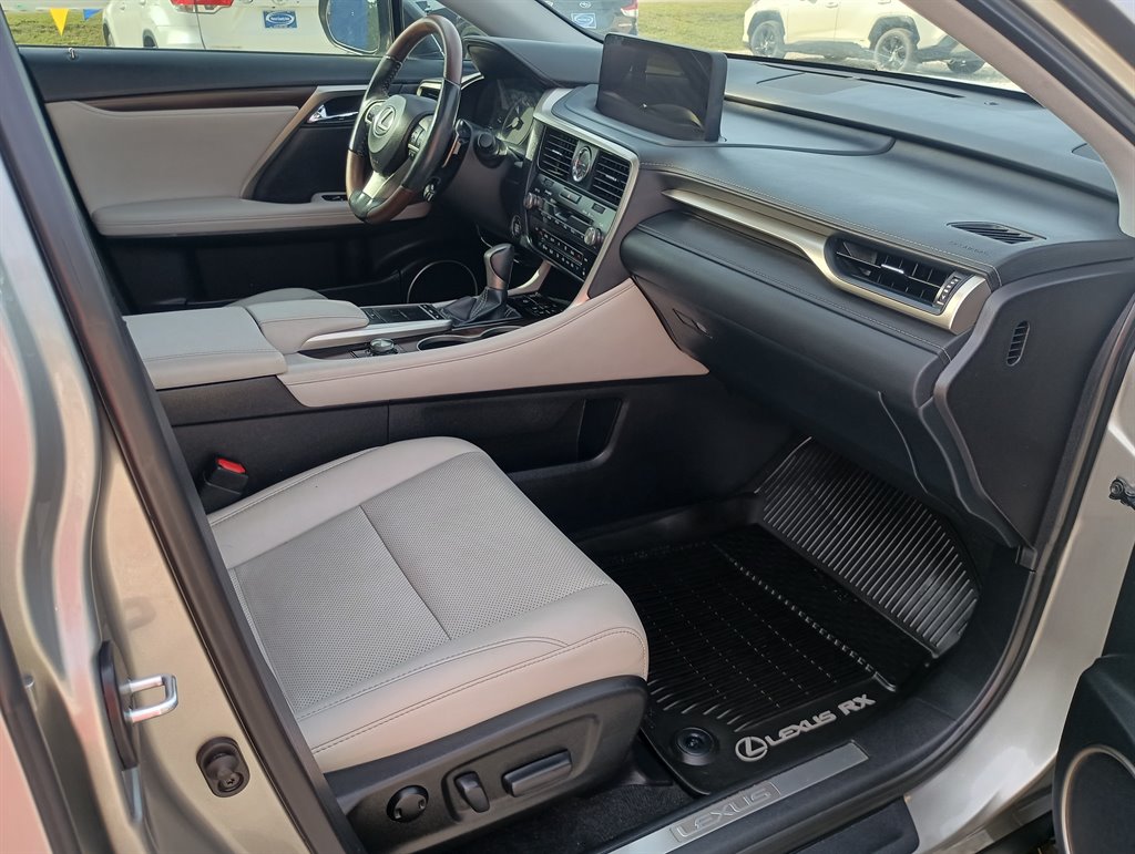 2022 Lexus RX Premium photo 31