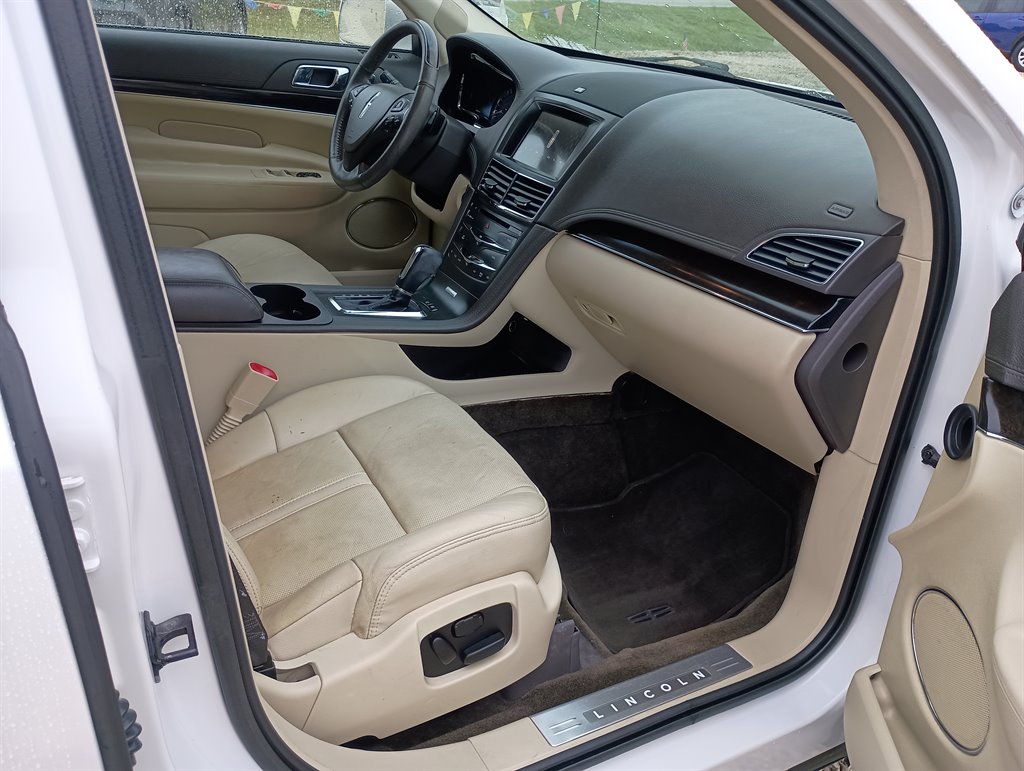 2019 Lincoln Navigator - $19,991