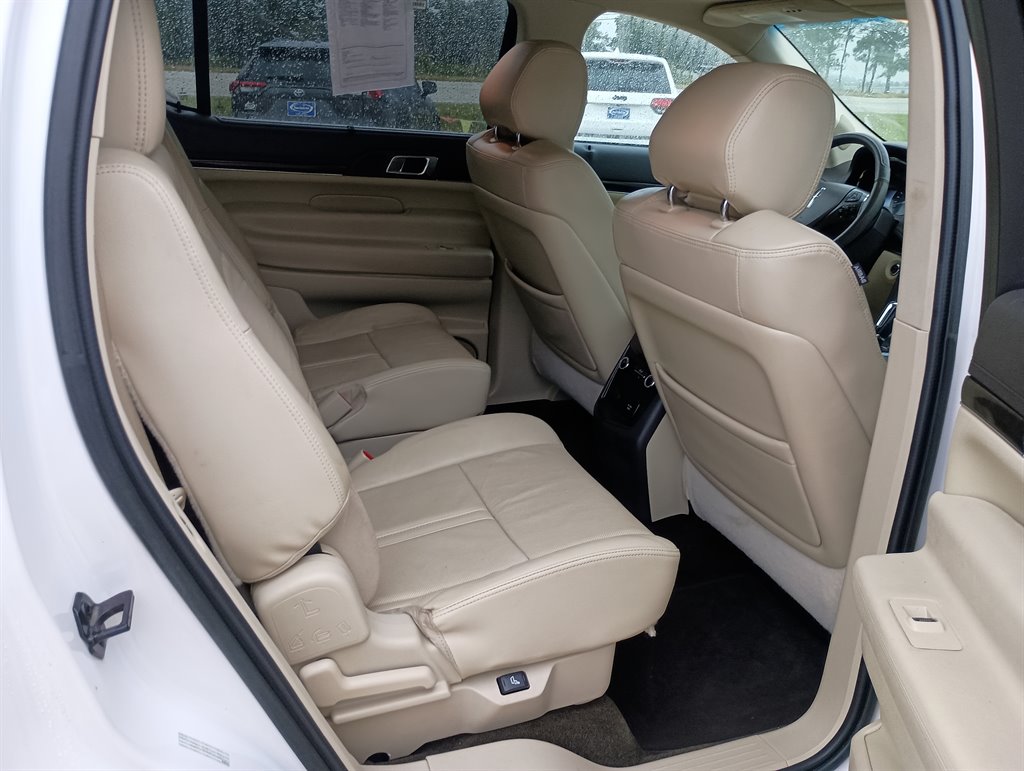 2019 Lincoln Navigator - $19,991