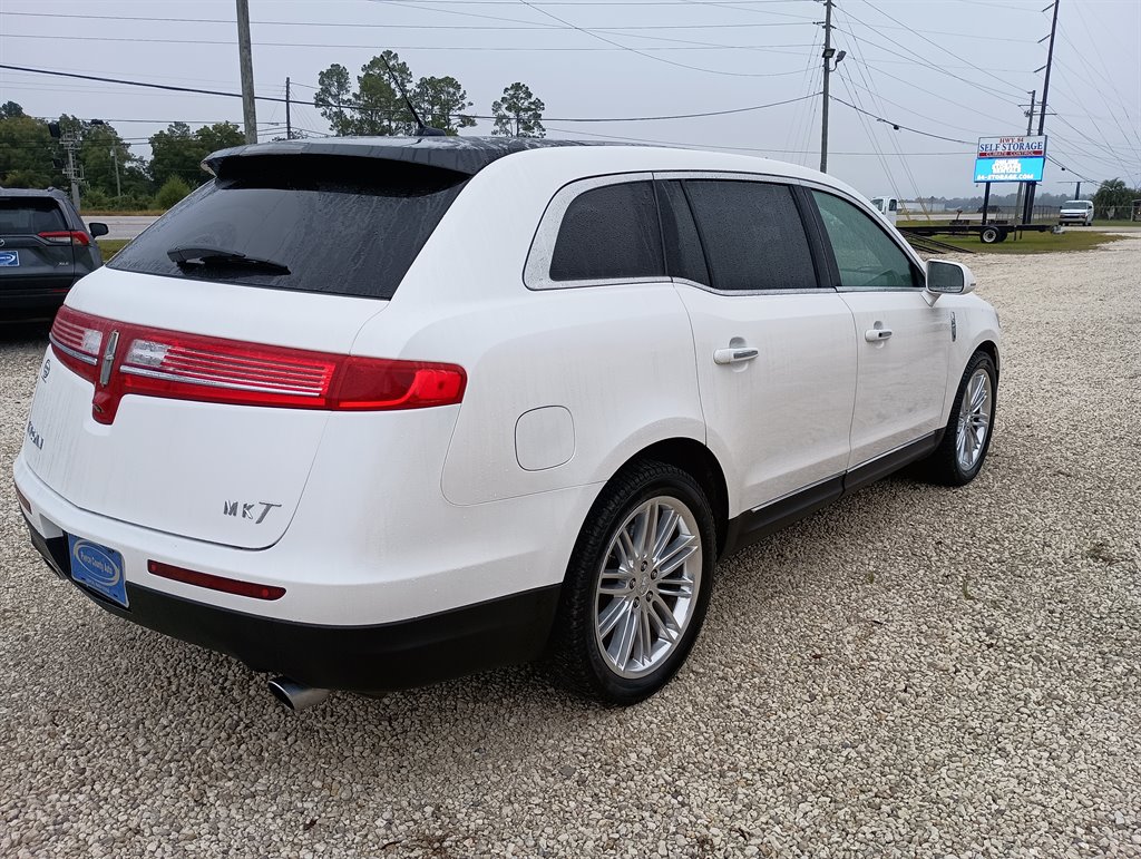 2019 Lincoln Navigator - $19,991