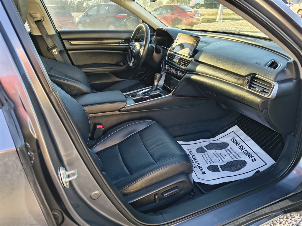 2020 Honda Accord - $21,991