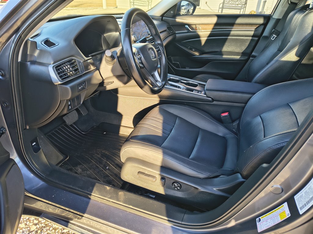 2020 Honda Accord - $21,991