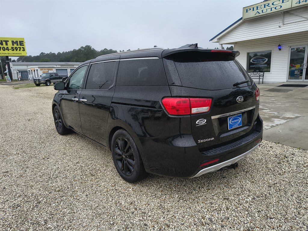 2015 Kia Sedona - $8,499