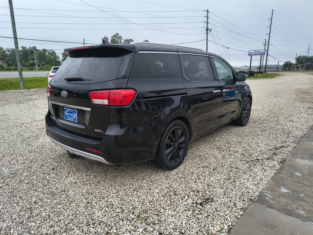2015 Kia Sedona - $8,499