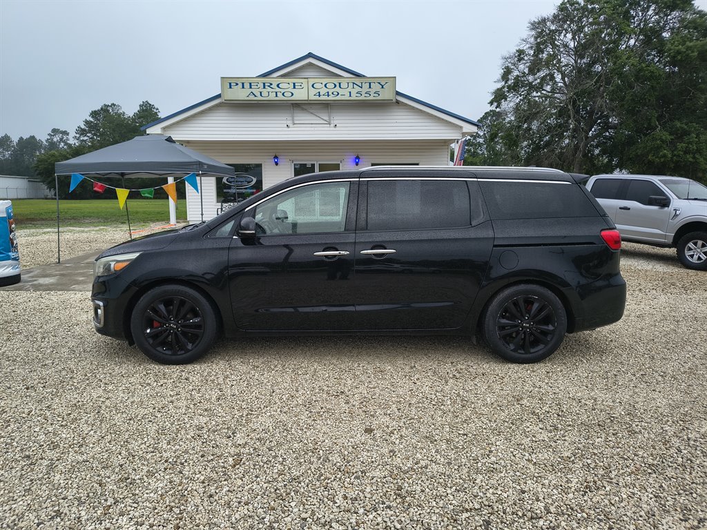 2015 Kia Sedona - $8,499