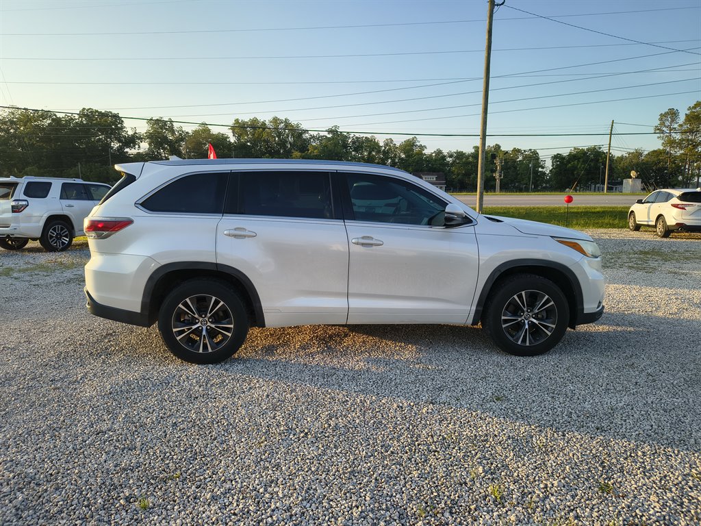 2016 Toyota Highlander