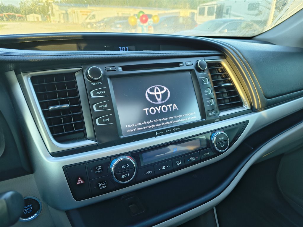 2016 Toyota Highlander