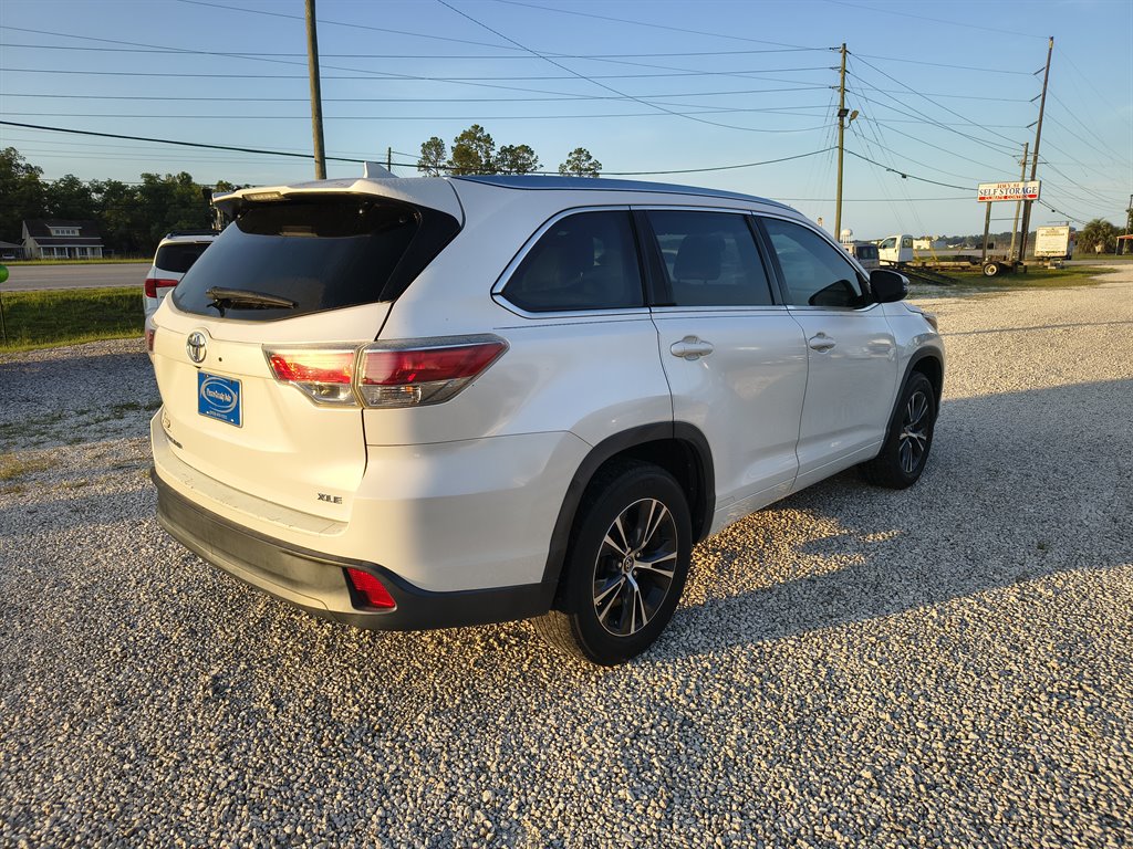 2016 Toyota Highlander