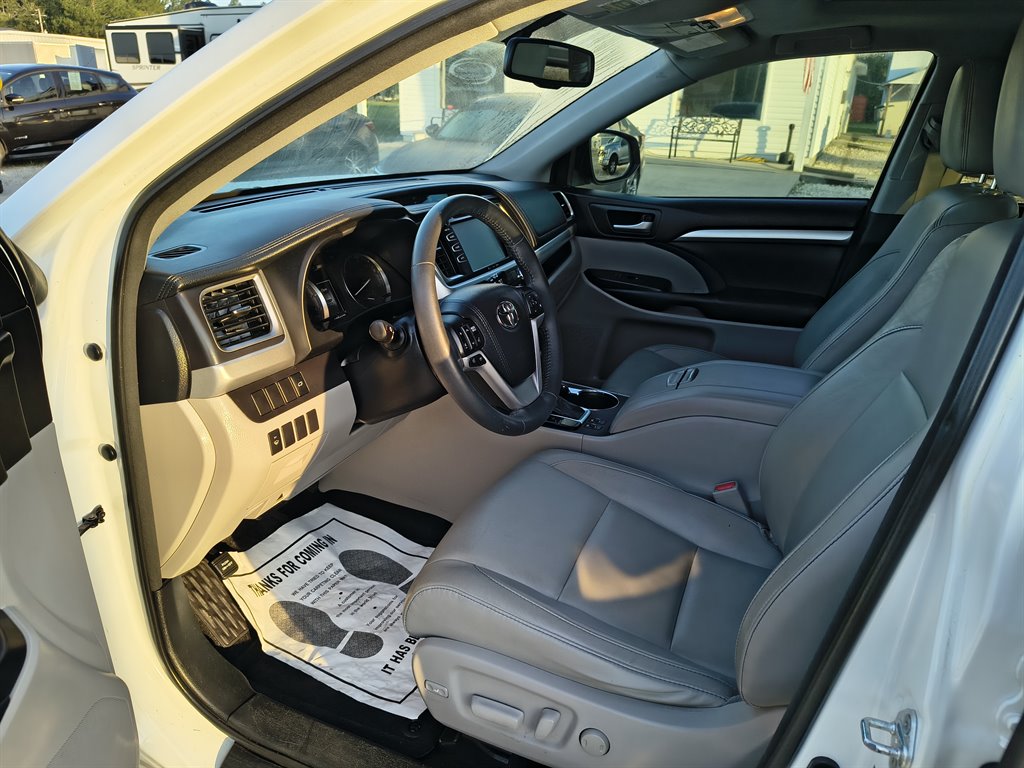 2016 Toyota Highlander