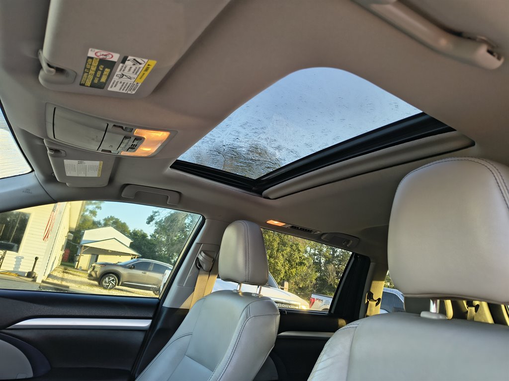 2016 Toyota Highlander