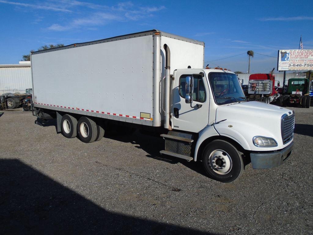 The 2011 Freightliner M-2 112  photos