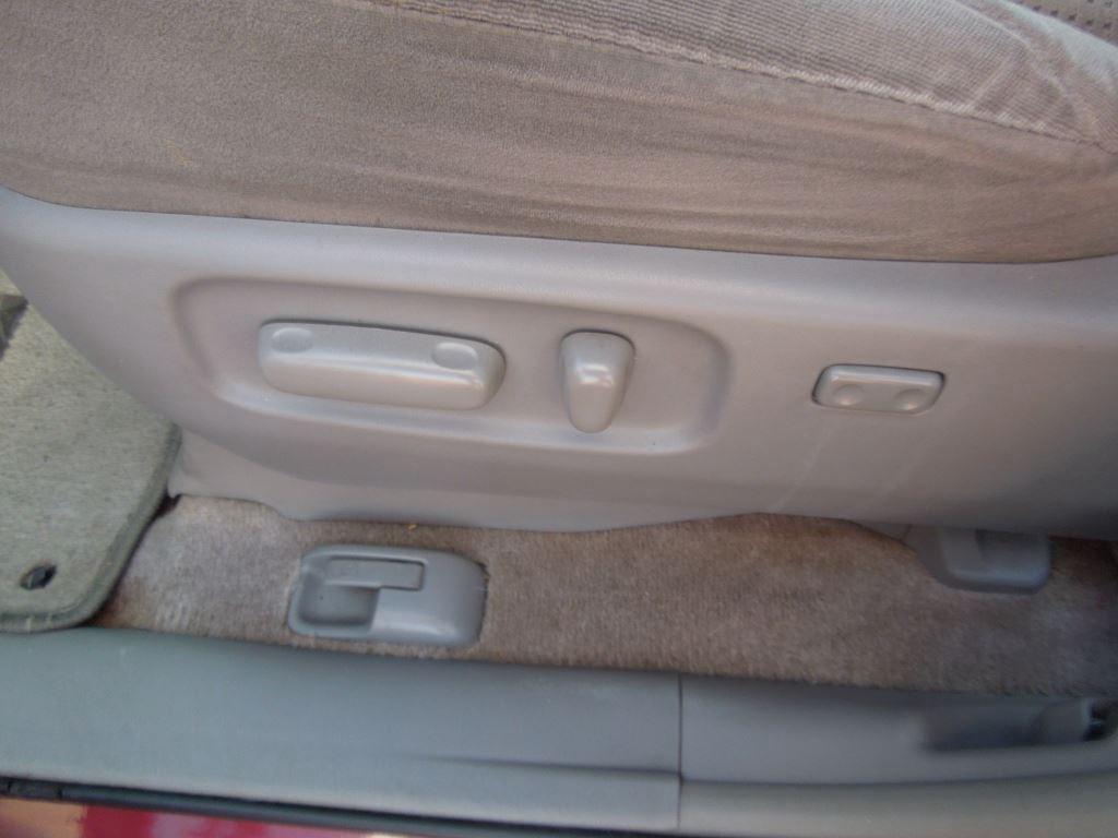 2008 Toyota Sienna CE 8-Passenger photo