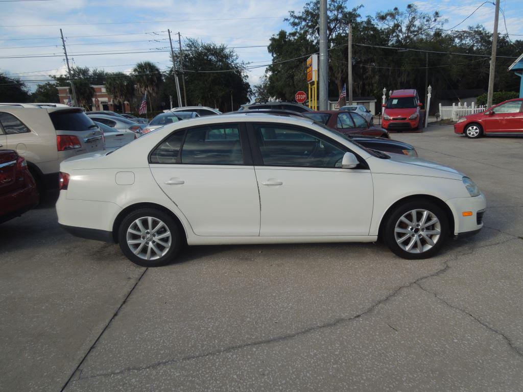 2010 Volkswagen Jetta SE photo
