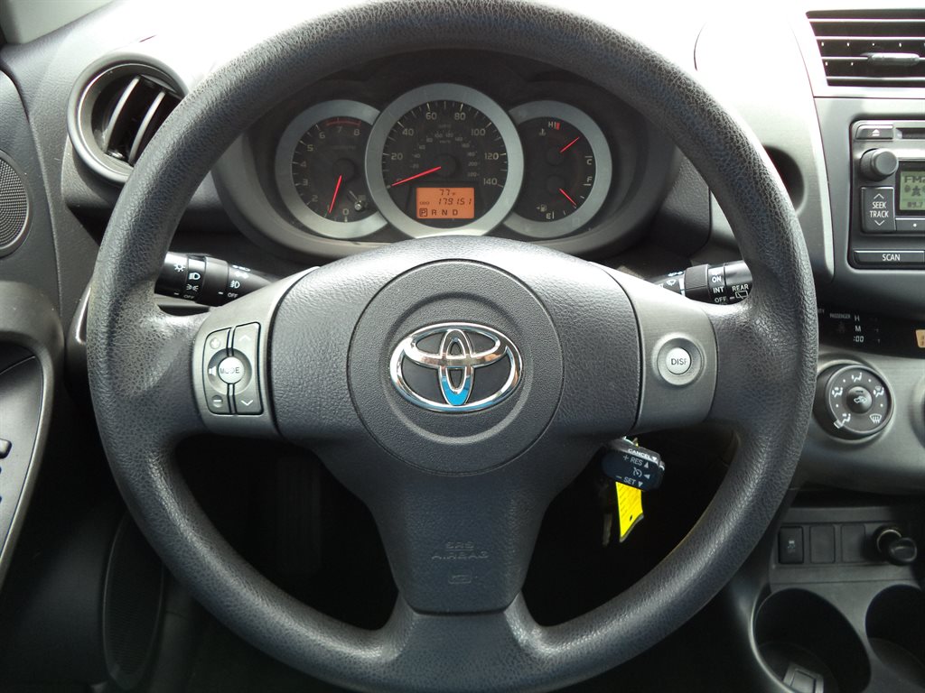 2012 Toyota RAV4 Sport photo