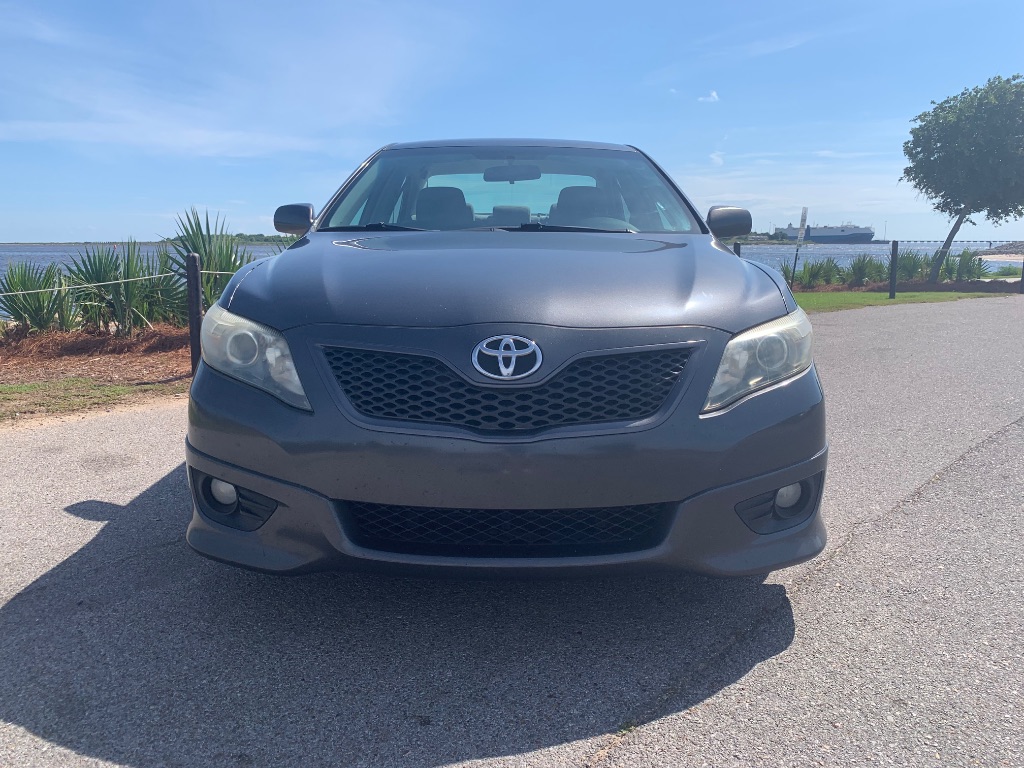 2010 Toyota Camry - $8,950