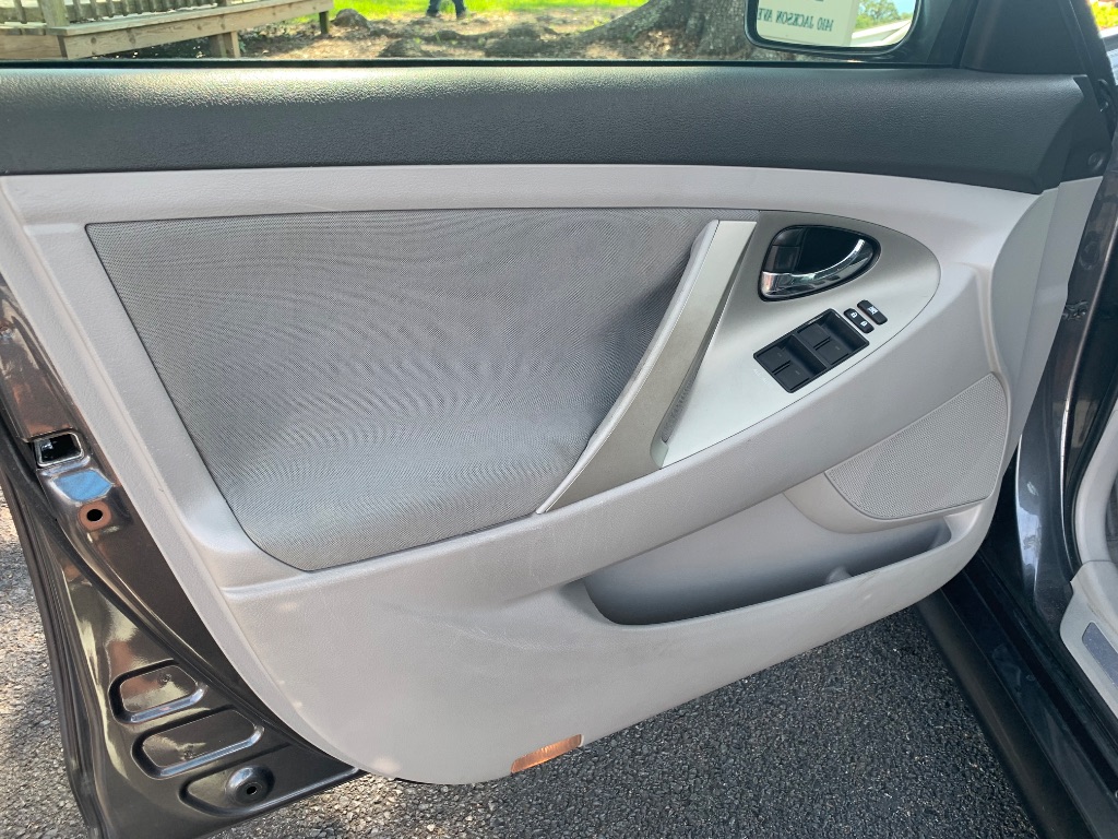 2010 Toyota Camry - $8,950