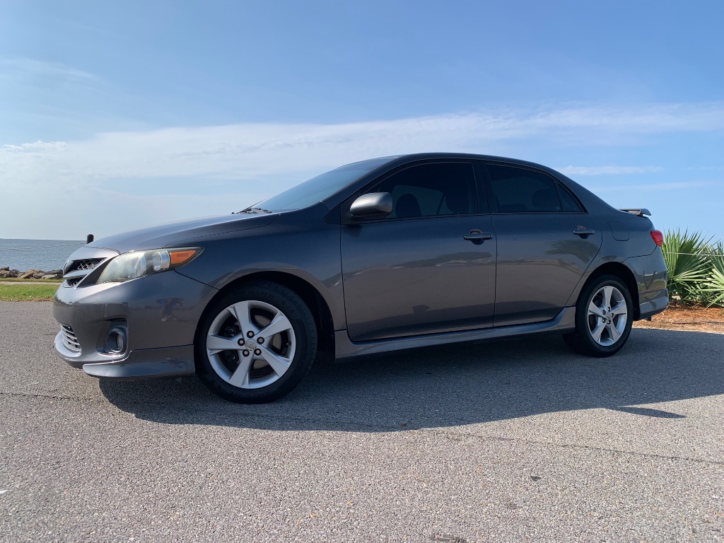 2013 Toyota Corolla - $11,850