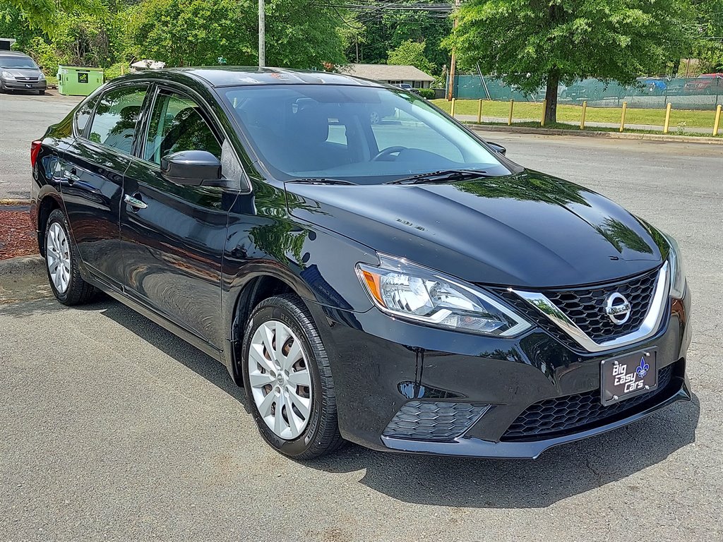 2016 Nissan Sentra S photo