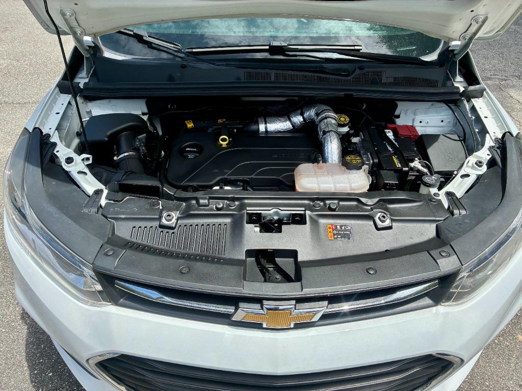 2022 Chevrolet Trax - $13,995