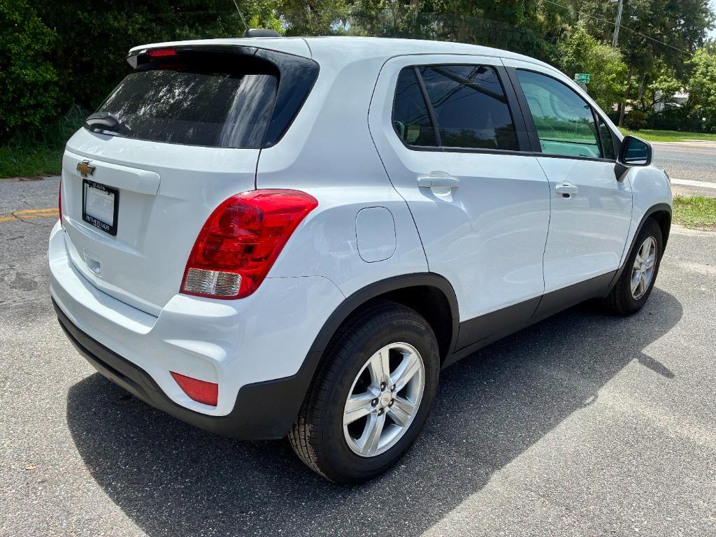 2022 Chevrolet Trax - $13,995