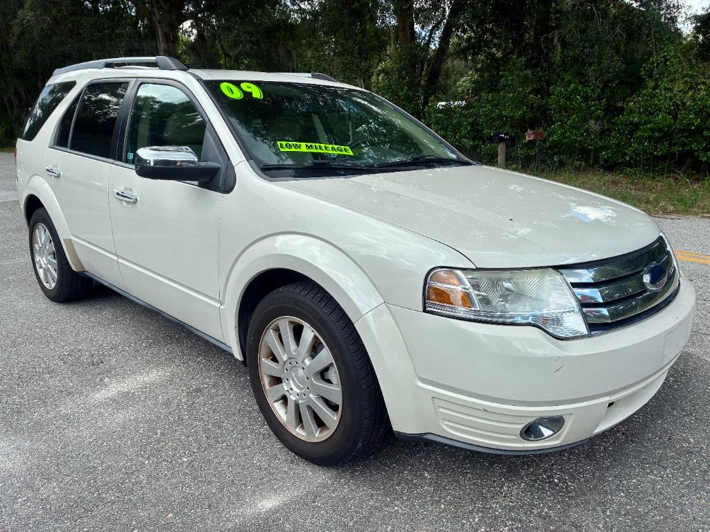2009 Ford Taurus - $5,995