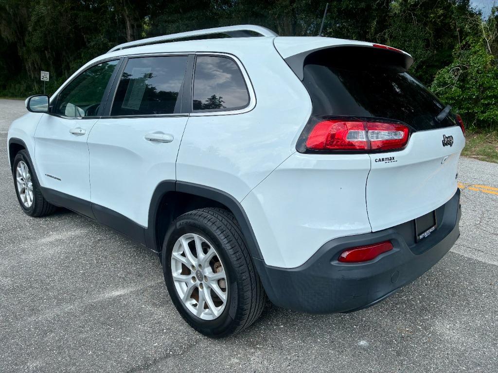 2017 Jeep Cherokee - $9,995