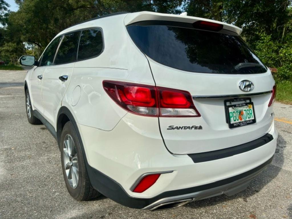 2017 Hyundai Santa Fe - $10,995