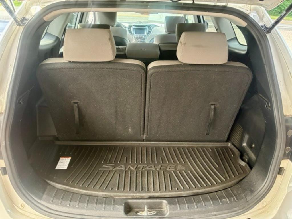 2017 Hyundai Santa Fe - $10,995