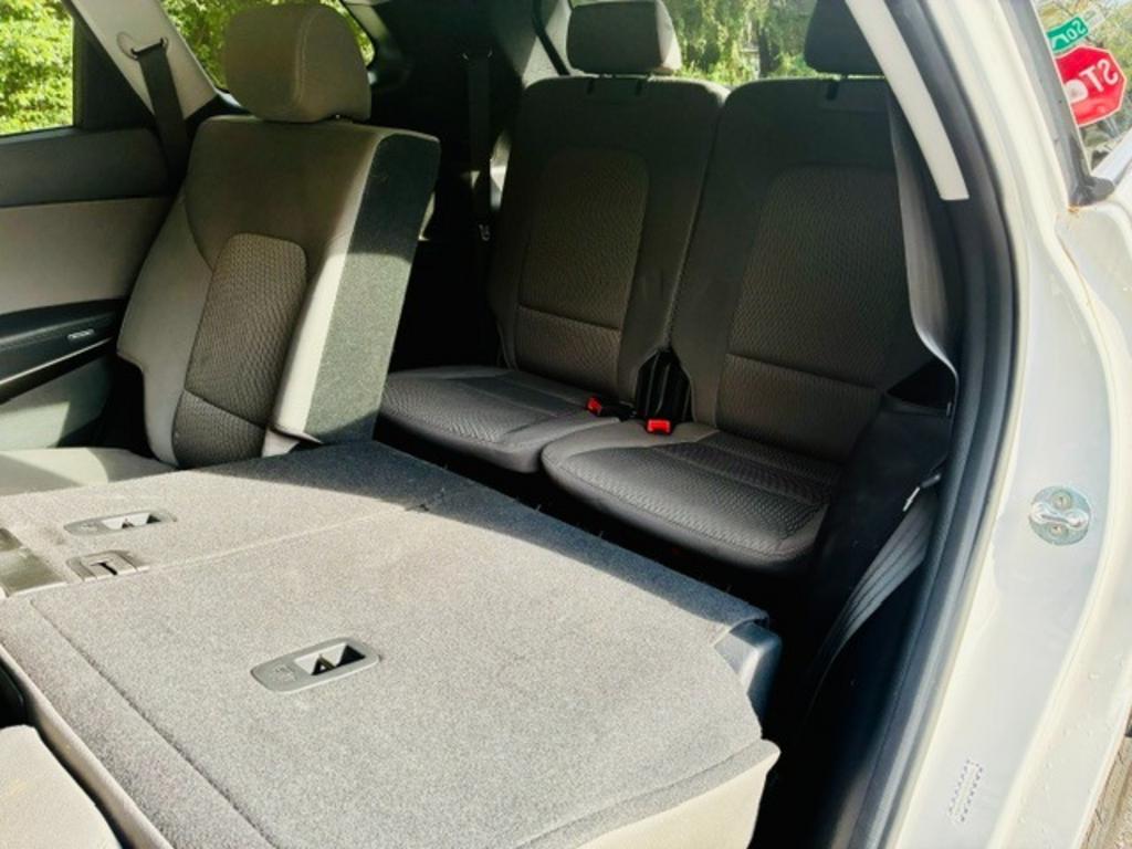 2017 Hyundai Santa Fe - $10,995