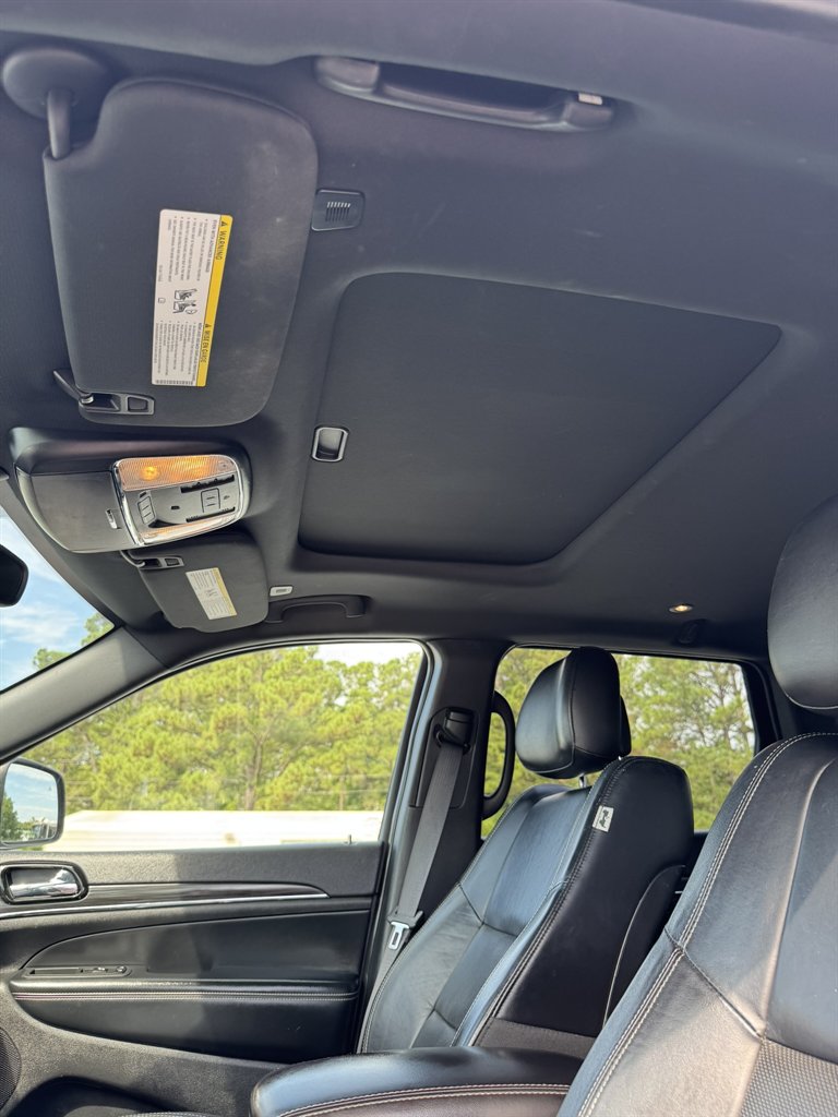 2021 Jeep Cherokee - $23,990